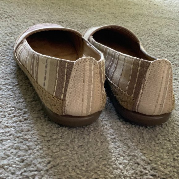 Aerosoles - 7 1/2W Solitaire Striped Canvas Stitch N Turn Espadrilles Tan Brown - Picture 3 of 7
